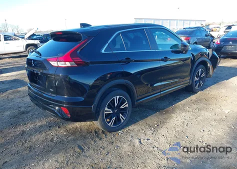2024 Mitsubishi Eclipse Cross Se S-Awc/Sel S-Awc z USA, uszkodzony, nr VIN JA4ATWAA9RZ001642